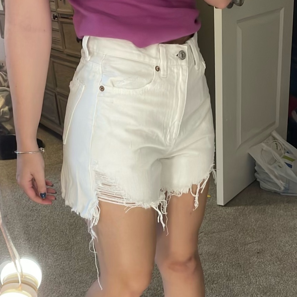 american eagle white shorts
